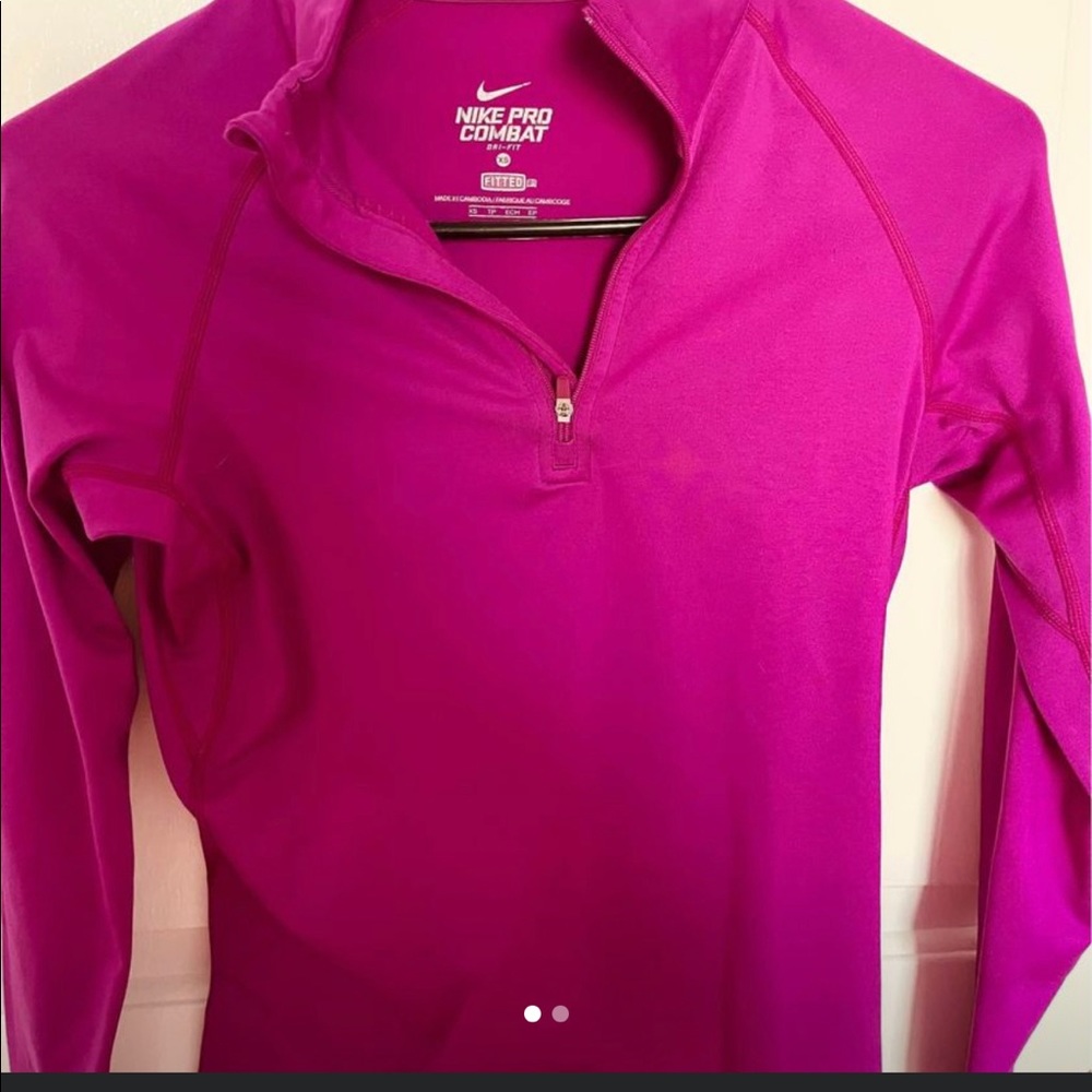 Magenta Nike Pro Combat 1/4 zip workout jacket Women’s  XS Gym